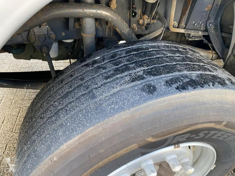 شاحنة Volvo 370 + Euro 5 + Palfinger Z-Q170...