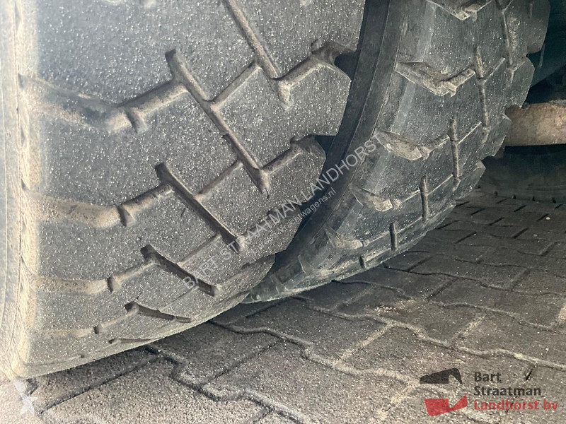 Lastbil Ginaf X6 4142 CF 8x2 Euro 6 met 18m3...