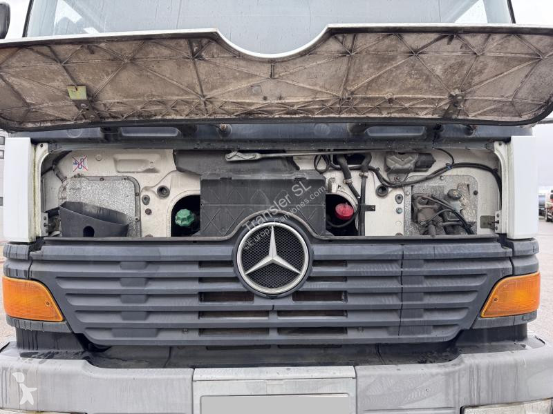 Mercedes 1823 truck
