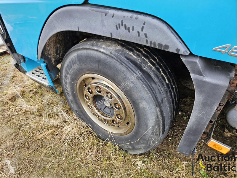 شاحنة Volvo 480