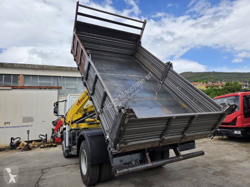 شاحنة Iveco