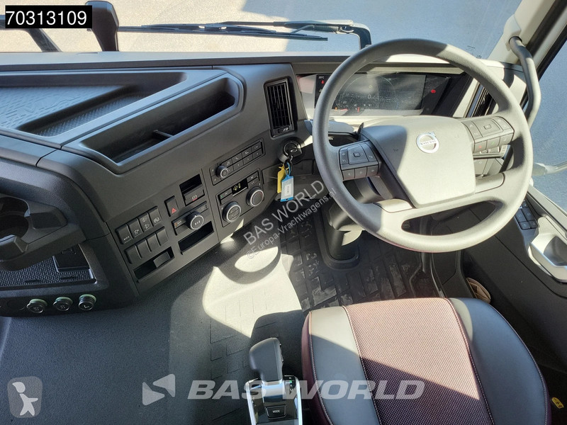 شاحنة Volvo 420  8X4 NEW RHD! Fassi F145Z.0.22...