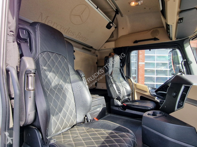 Camion Mercedes 2558 6x2 - AJK Hooklift 20T -...