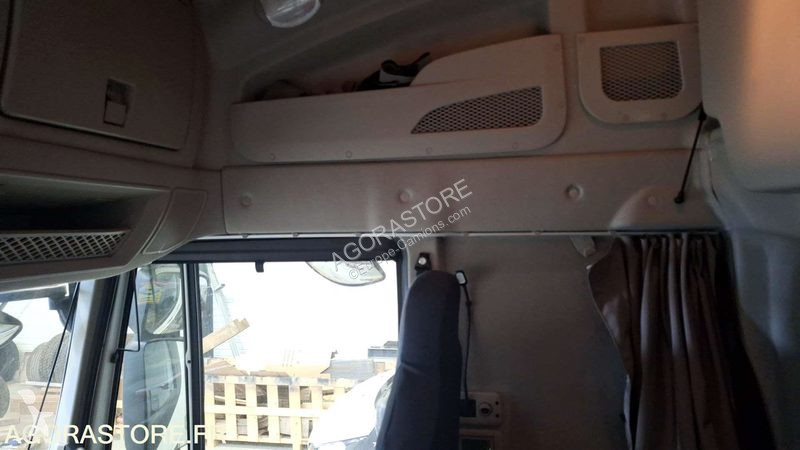 Tracteur Iveco 440S42