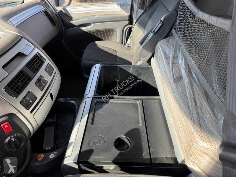 شاحنة DAF 530 COPMA 510.7 + FLYJIB + REMOTE +...