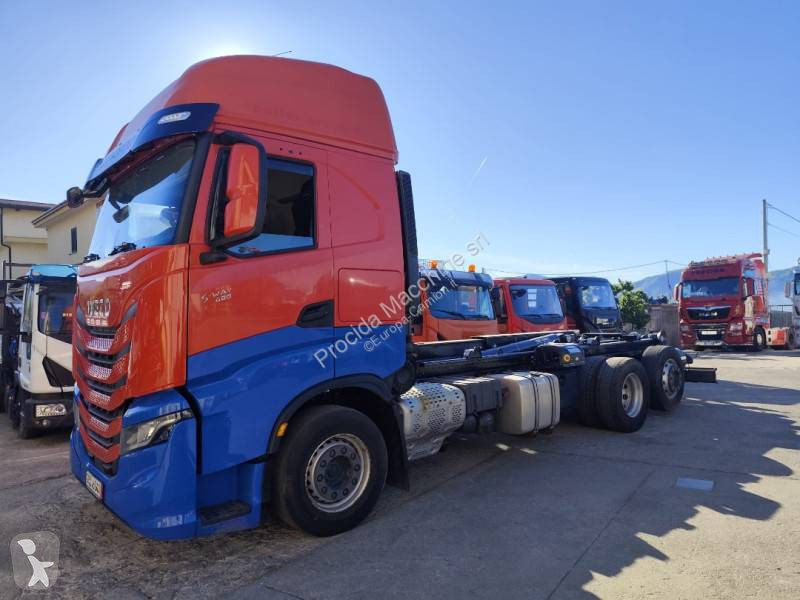شاحنة Iveco