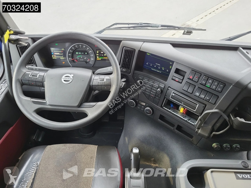 شاحنة Volvo 450 8X4 18m3 tipper Lift-Axle...