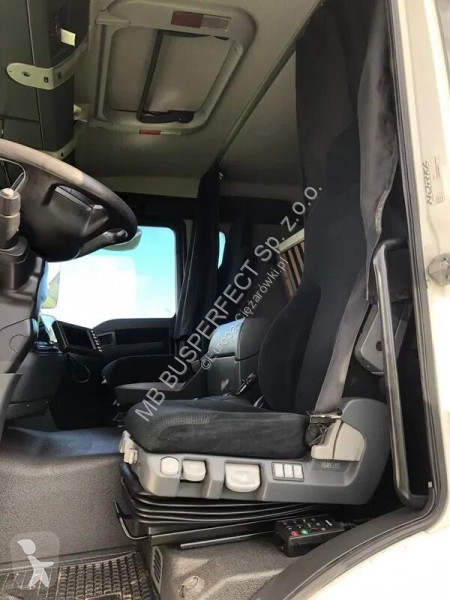 Vrachtwagen MAN TGM 15.290