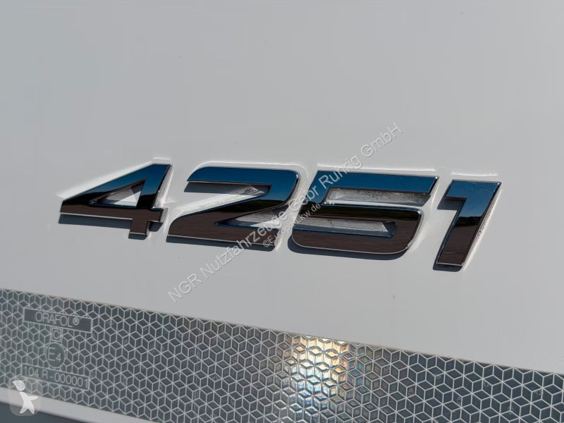 Camion Mercedes 4251 8x4 Palfinger Retarder 12...