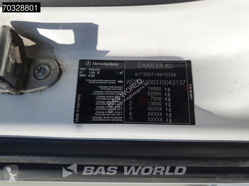 شاحنة Mercedes 1830 4X2 8,50m Box Length...