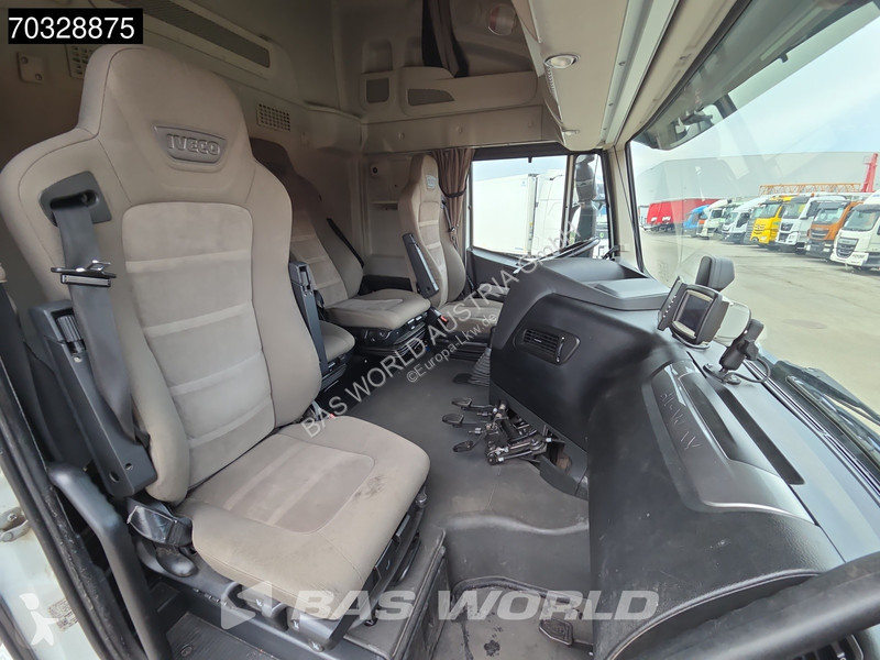 شاحنة Iveco 420 4X2 18t Driving School Manual...