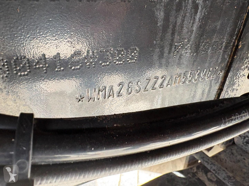 شاحنة MAN 33,360 + EFFER 210/4S 4 X EXT. + JIB...