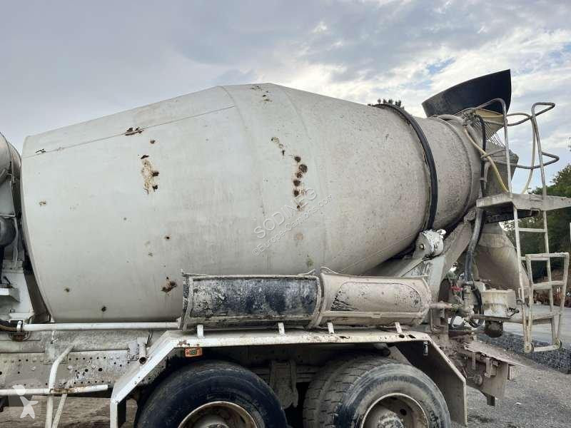 شاحنة Mercedes ACTROS