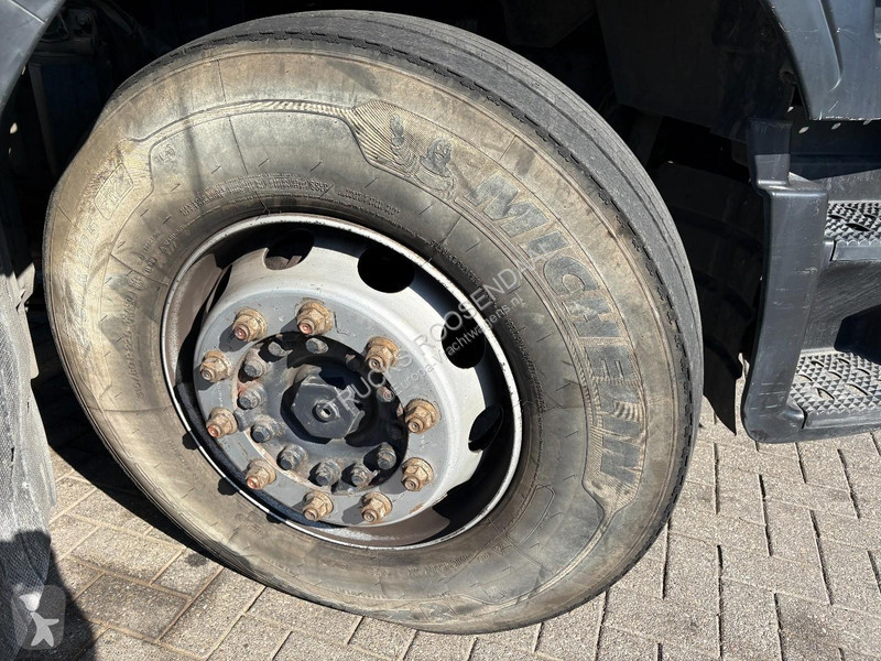 شاحنة Iveco 420 + 6X2 + FASSI F 135 - 3X EXT. +...