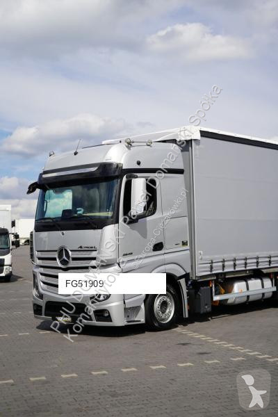 Грузовик Mercedes / TANDEM