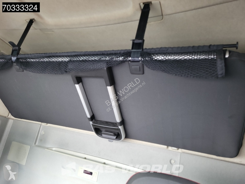 شاحنة Volvo 460  6X2 chassis Full Air...