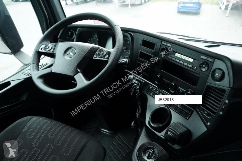 Vrachtwagen Mercedes 4145