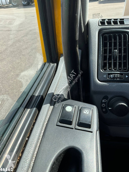 Vrachtwagen DAF LF 150 Custers 16,5 meter