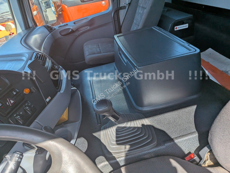Kamion Mercedes 1841 / 4X4 ALLRAD / Kipper+Kran...