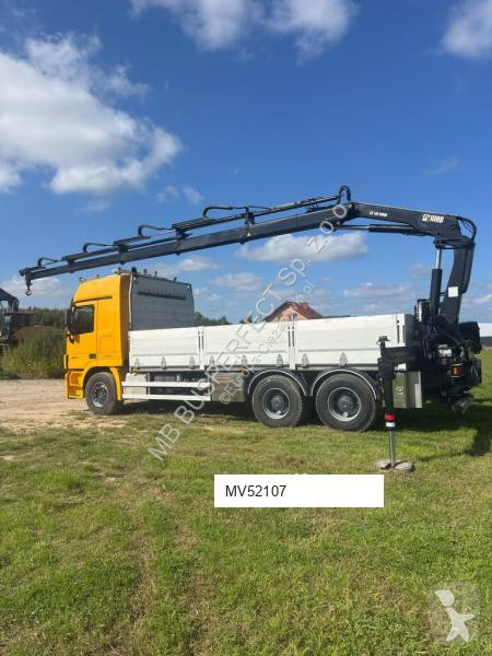 Vrachtwagen Mercedes 166XS
