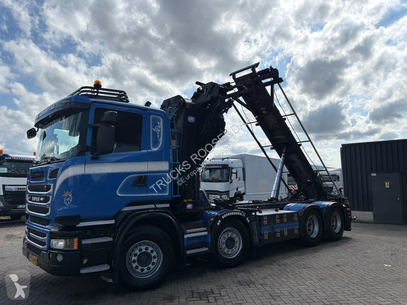Camión Scania R  490 + HMF 5020 - 6X EXT. + JIB...