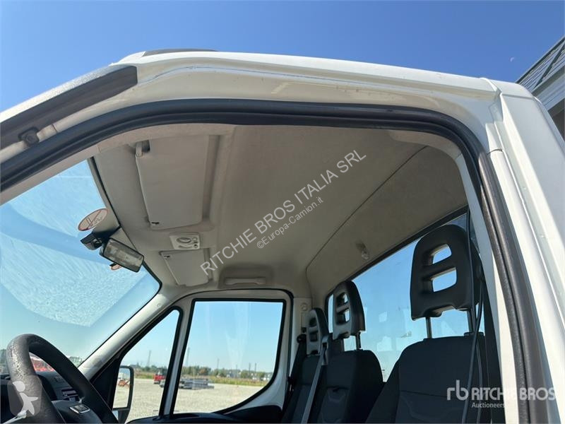 Furgoneta Iveco Dump Truck
