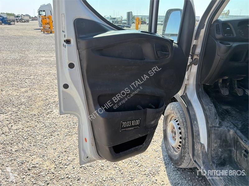 Furgoneta Iveco