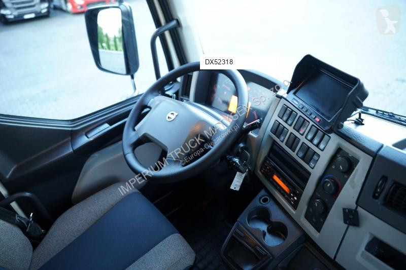 Camión Volvo FL 250 / KONTENER 7,8 M / 4x2 /...