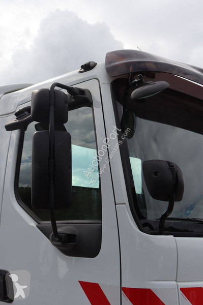 Tahač Renault HD300-19T
