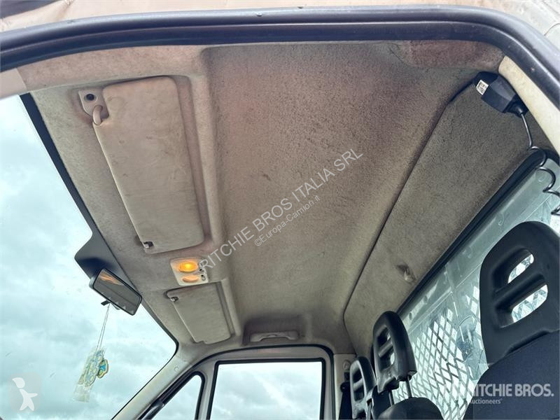 Camión Iveco 35-140
