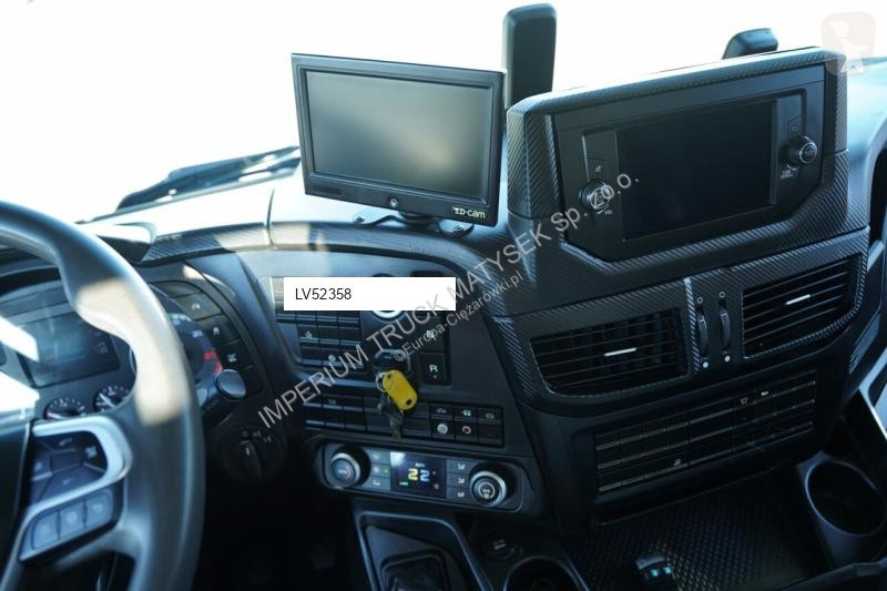 Kamion Iveco XWAY 480 / 8X4 / WYWROTKA...