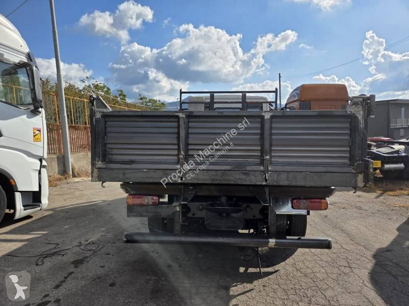 Camión Iveco 80 E 22