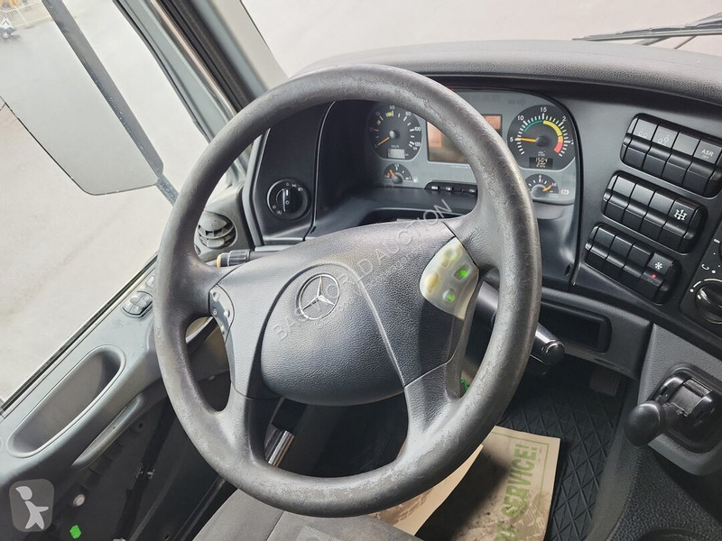 Camión Mercedes 2541
