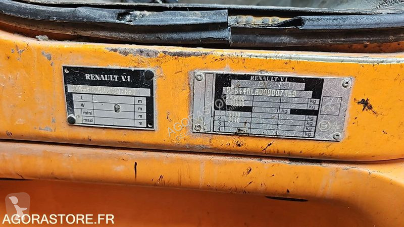 Camión Renault MIDLUM