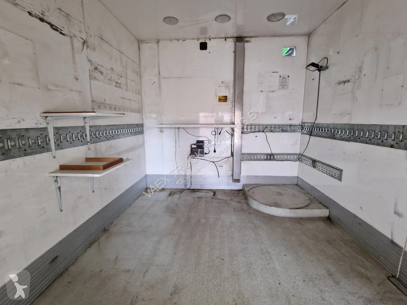 Camion Scania 320 4x2 - Bussbygg box - Full air...