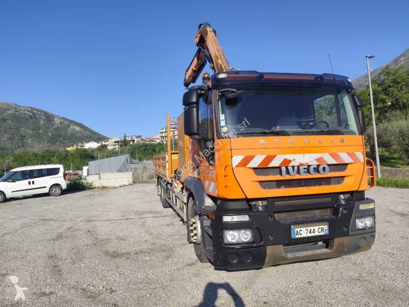 Iveco 260 S 42 truck