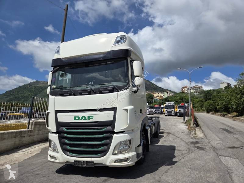 Camion DAF 440