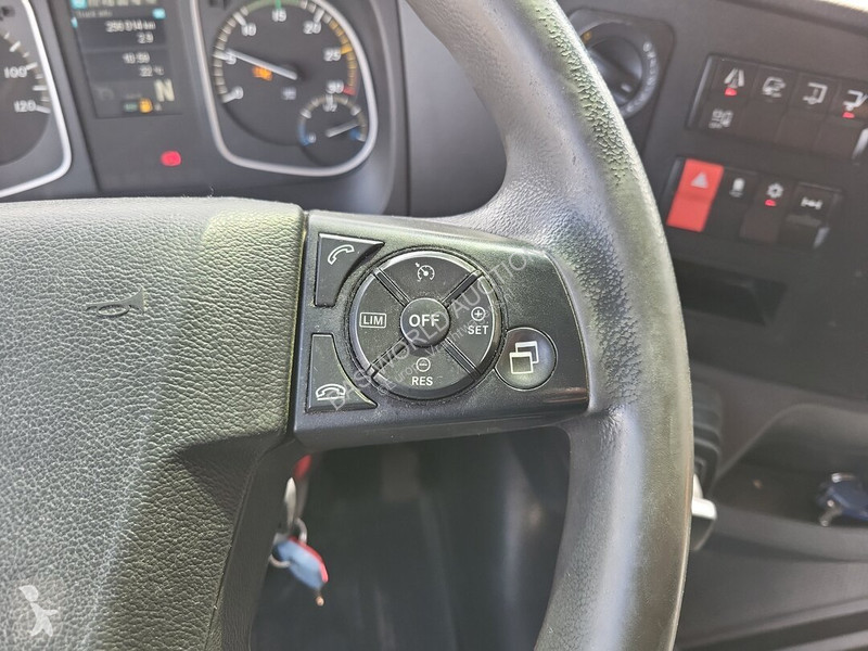 Lastbil Mercedes 1524