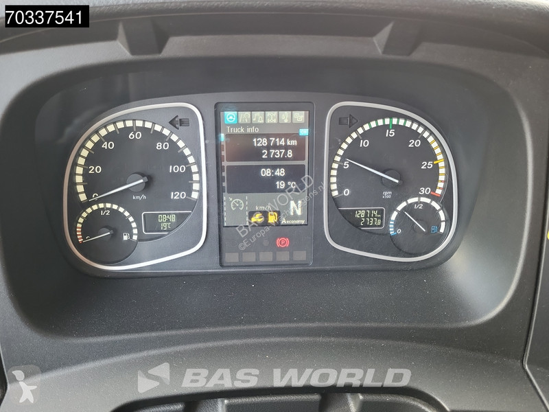 Lastbil Mercedes 1324 4X2 13t 6-Cylinder Engine...