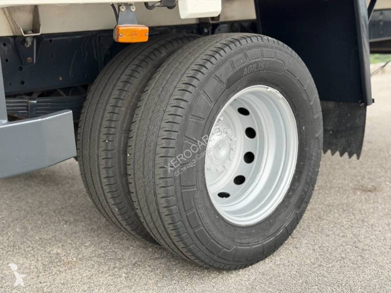 Iveco 72.170 truck