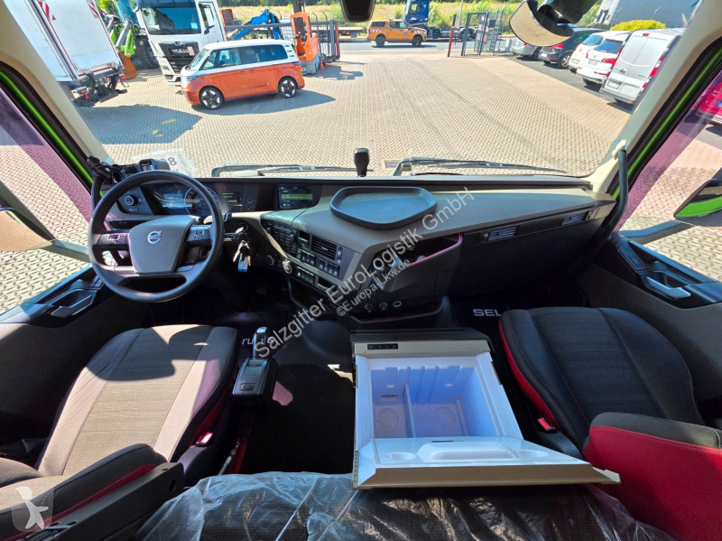 Volvo 500 | Lift-Lenkachse | Rückfahrkamera truck