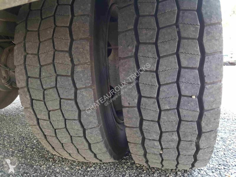 Iveco 120 E 28 tector truck