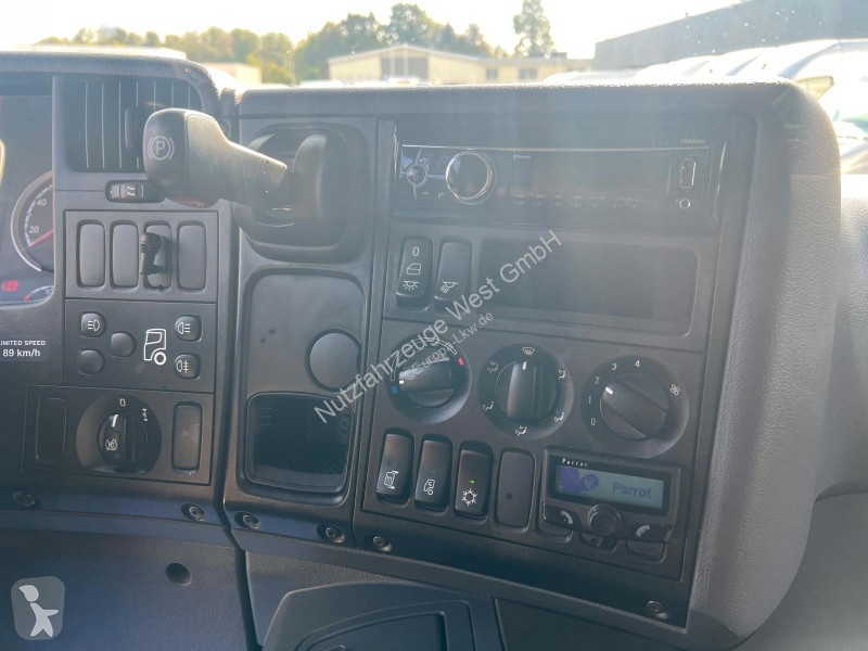 Lastbil Scania 320 Kipper Funk-Kran...