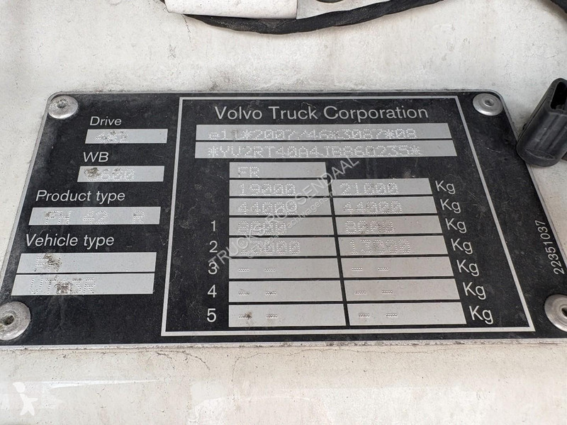 شاحنة Volvo 500 + 110 M3 COMBI + incl trailer +...