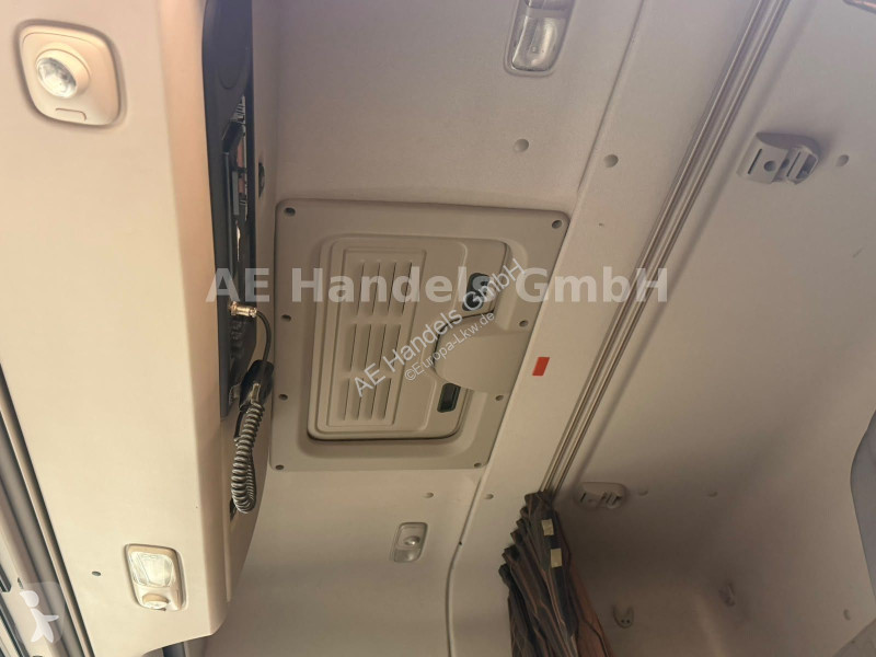 Kamion DAF 530 SC BL VDL...