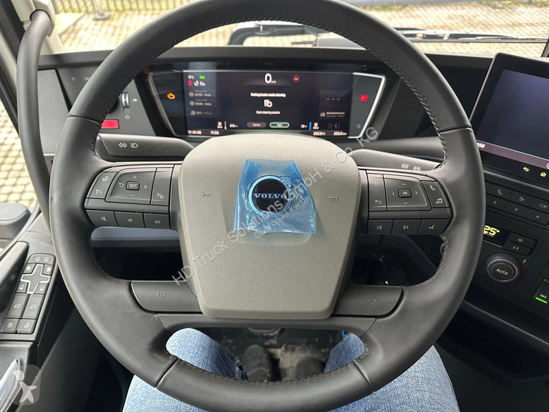 Kamion Volvo 540 Volvo  540 8X4 HIAB...