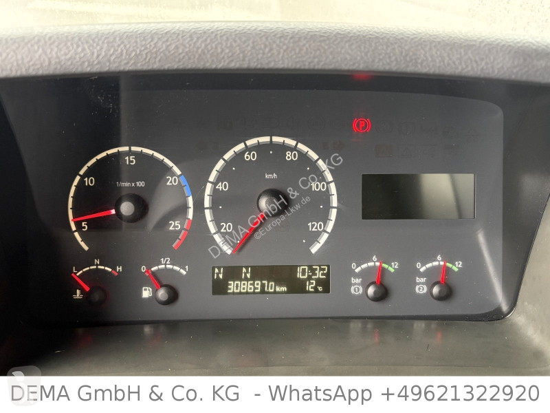 Kamion Scania...