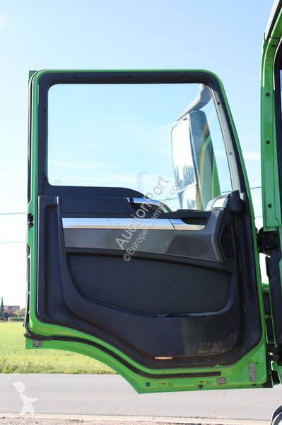 MAN 35.440 truck