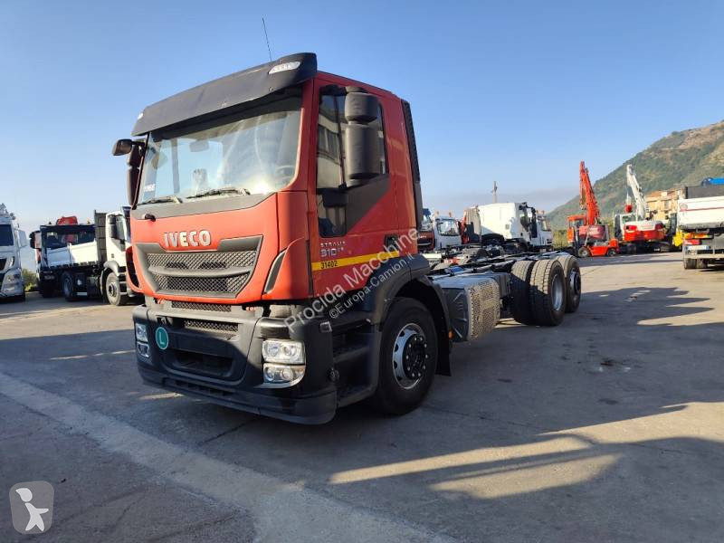 Iveco AD 260 S 31 truck