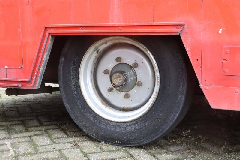 Vrachtwagen Nissan